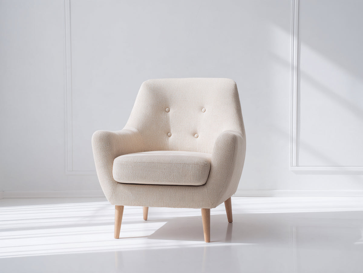 Sillón tapizado de tejido 80x78x85 cm - Crema y madera natural - Diseño nórdico con respaldo abotonado